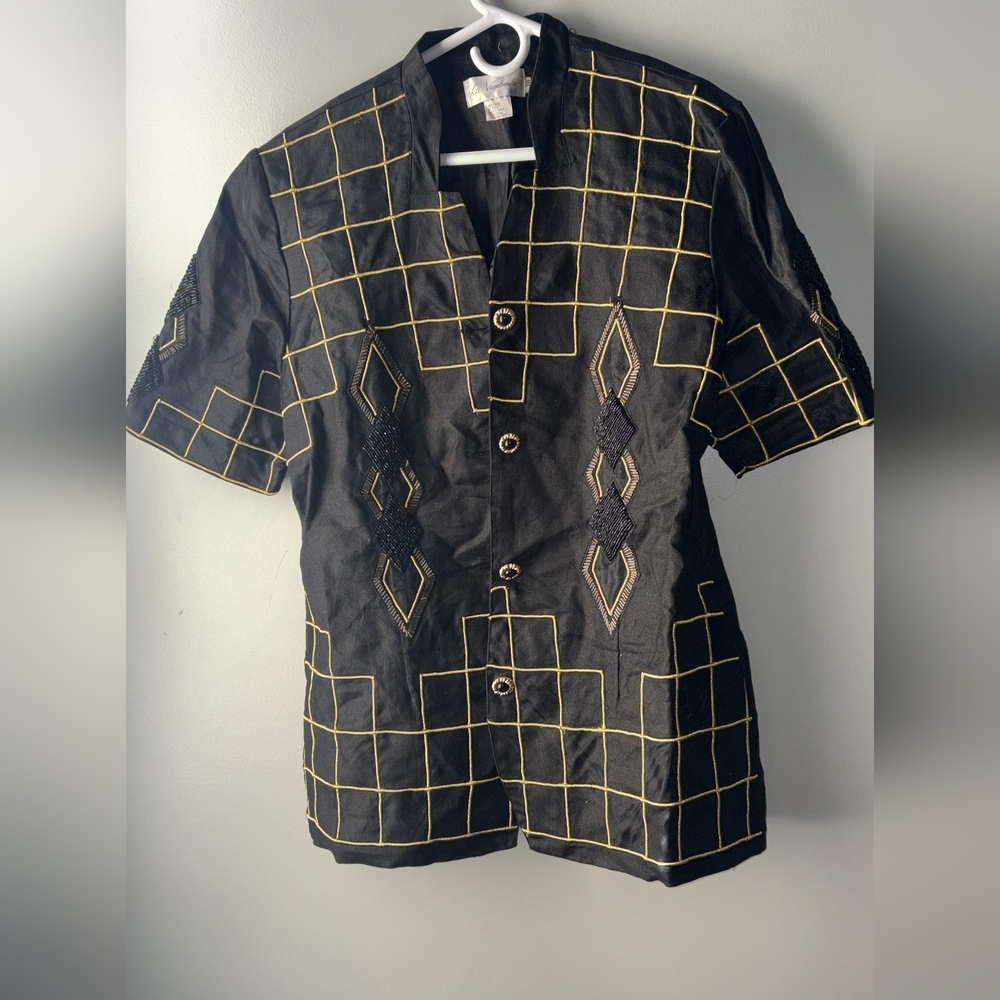 La vagabonde 100% French linen hand-designed blouse. Limited edition.